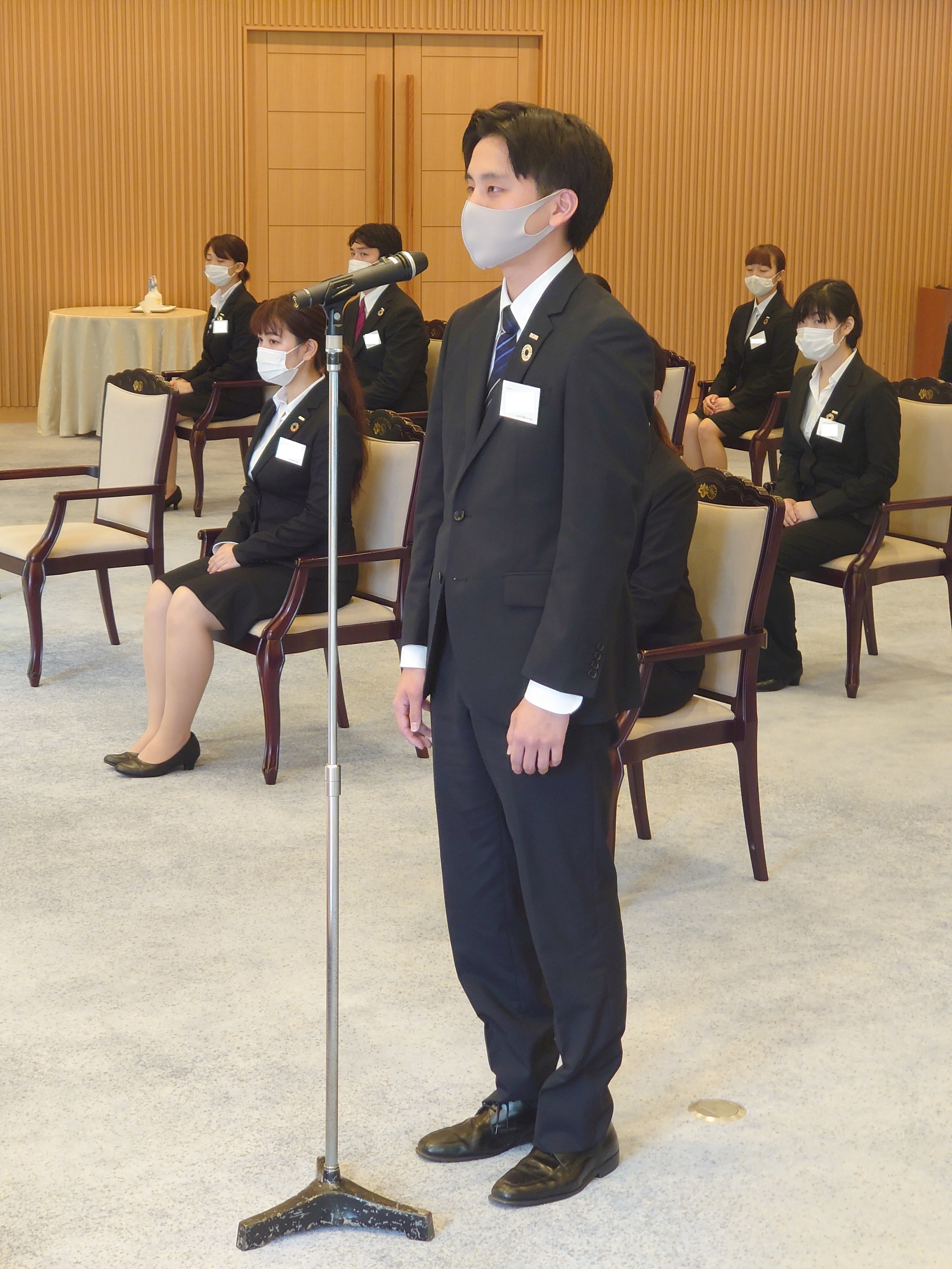 年度入社式を開催しました 年度入社式を開催しました
